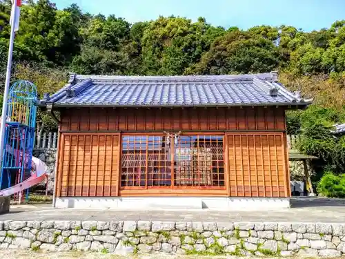 十二神社の本殿・本堂