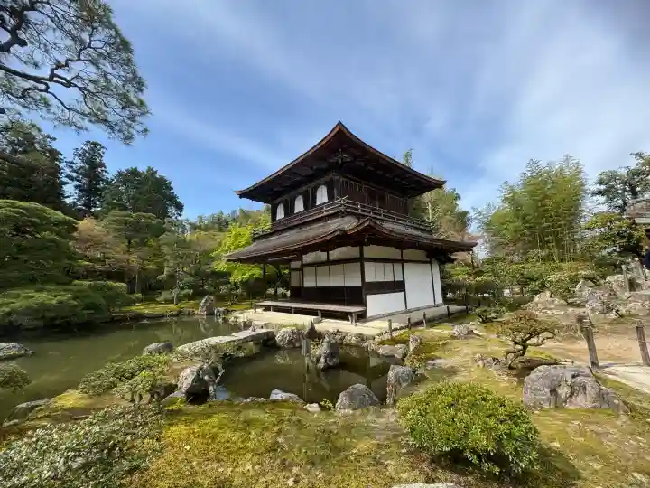 慈照寺(慈照禅寺・銀閣寺)の{uncategorized: "未分類", other: "その他", undefined: "問題あり", building: "その他建物", grave: "お墓", sacred_gate: "鳥居", guardian: "狛犬", statue: "像", buddha: "仏像", history: "歴史", nature: "自然", garden: "庭園", animal: "動物", pagoda: "塔", temizu: "手水舎", mountain_gate: "山門・神門", sanctuary: "本殿・本堂", subordinate: "末社・摂社", art: "芸術", scenery: "景色", jizo: "地蔵", ema: "絵馬", goshuin: "御朱印", omikuji: "おみくじ", items: "授与品その他", amulet: "お守り", goshuincho: "御朱印帳", eats: "食事", festival: "お祭り", votive_dance: "神楽", shichigosan: "七五三参", wedding: "結婚式", experience: "体験その他", initially: "初詣", around: "周辺", anti_infection: "感染症対策"}