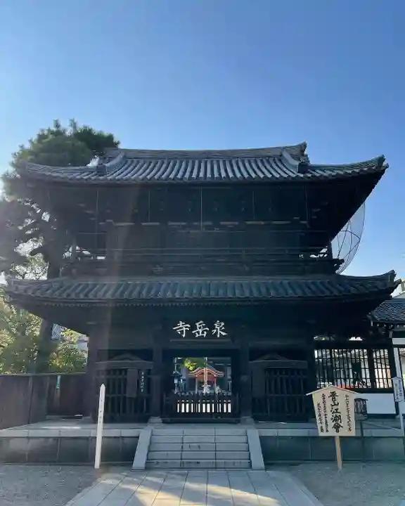 泉岳寺の山門・神門