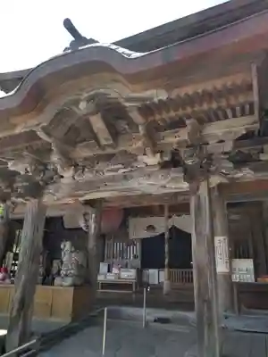 弘安寺の本殿・本堂