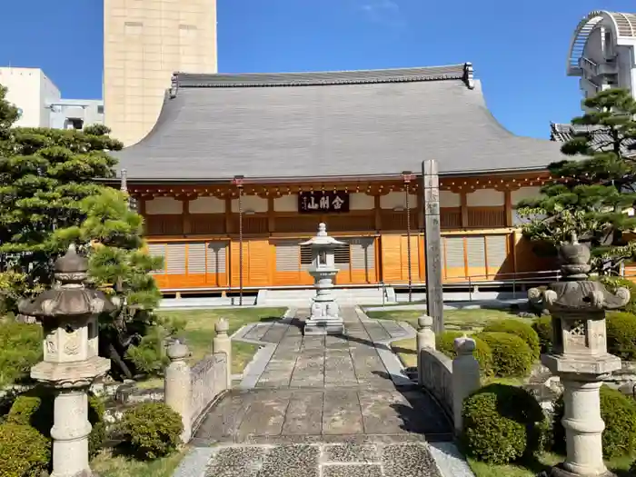 宝泰寺の本殿