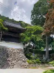 法楽寺の建物その他