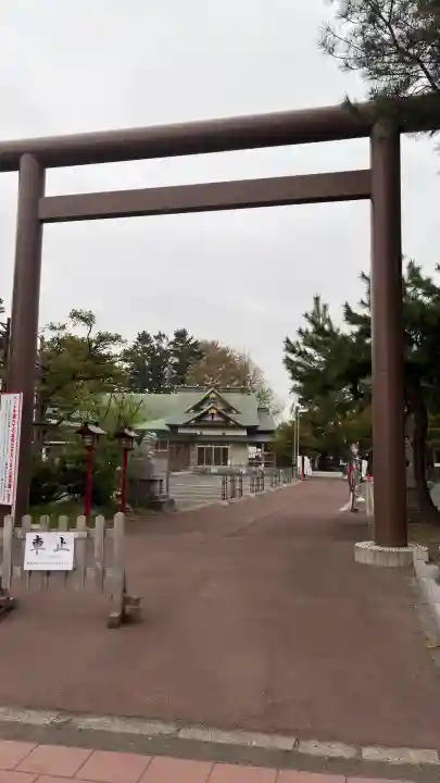 発寒神社の{uncategorized: "未分類", other: "その他", undefined: "問題あり", building: "その他建物", grave: "お墓", sacred_gate: "鳥居", guardian: "狛犬", statue: "像", buddha: "仏像", history: "歴史", nature: "自然", garden: "庭園", animal: "動物", pagoda: "塔", temizu: "手水舎", mountain_gate: "山門・神門", sanctuary: "本殿・本堂", subordinate: "末社・摂社", art: "芸術", scenery: "景色", jizo: "地蔵", ema: "絵馬", goshuin: "御朱印", omikuji: "おみくじ", items: "授与品その他", amulet: "お守り", goshuincho: "御朱印帳", eats: "食事", festival: "お祭り", votive_dance: "神楽", shichigosan: "七五三参", wedding: "結婚式", experience: "体験その他", initially: "初詣", around: "周辺", anti_infection: "感染症対策"}