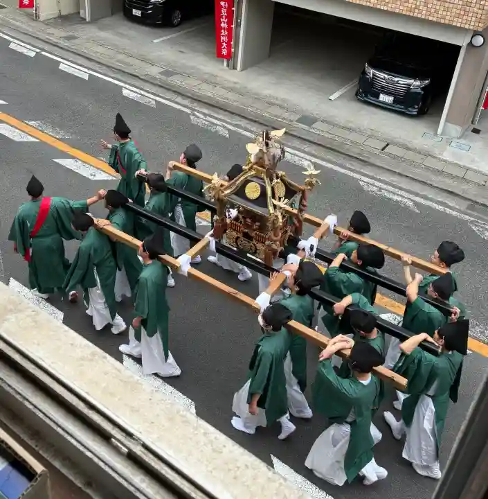 伊豆山神社の{uncategorized: "未分類", other: "その他", undefined: "問題あり", building: "その他建物", grave: "お墓", sacred_gate: "鳥居", guardian: "狛犬", statue: "像", buddha: "仏像", history: "歴史", nature: "自然", garden: "庭園", animal: "動物", pagoda: "塔", temizu: "手水舎", mountain_gate: "山門・神門", sanctuary: "本殿・本堂", subordinate: "末社・摂社", art: "芸術", scenery: "景色", jizo: "地蔵", ema: "絵馬", goshuin: "御朱印", omikuji: "おみくじ", items: "授与品その他", amulet: "お守り", goshuincho: "御朱印帳", eats: "食事", festival: "お祭り", votive_dance: "神楽", shichigosan: "七五三参", wedding: "結婚式", experience: "体験その他", initially: "初詣", around: "周辺", anti_infection: "感染症対策"}