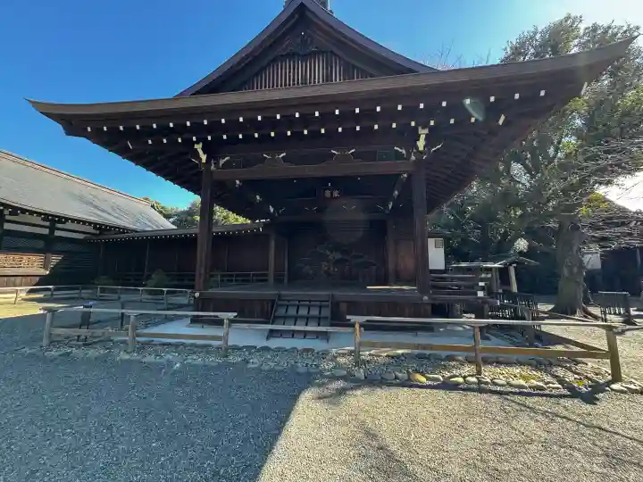 靖國神社の{uncategorized: "未分類", other: "その他", undefined: "問題あり", building: "その他建物", grave: "お墓", sacred_gate: "鳥居", guardian: "狛犬", statue: "像", buddha: "仏像", history: "歴史", nature: "自然", garden: "庭園", animal: "動物", pagoda: "塔", temizu: "手水舎", mountain_gate: "山門・神門", sanctuary: "本殿・本堂", subordinate: "末社・摂社", art: "芸術", scenery: "景色", jizo: "地蔵", ema: "絵馬", goshuin: "御朱印", omikuji: "おみくじ", items: "授与品その他", amulet: "お守り", goshuincho: "御朱印帳", eats: "食事", festival: "お祭り", votive_dance: "神楽", shichigosan: "七五三参", wedding: "結婚式", experience: "体験その他", initially: "初詣", around: "周辺", anti_infection: "感染症対策"}