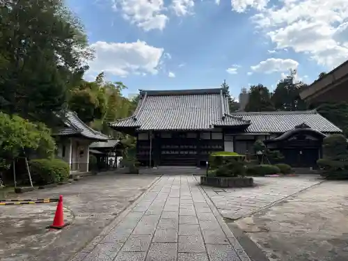 光専寺の{uncategorized: "未分類", other: "その他", undefined: "問題あり", building: "その他建物", grave: "お墓", sacred_gate: "鳥居", guardian: "狛犬", statue: "像", buddha: "仏像", history: "歴史", nature: "自然", garden: "庭園", animal: "動物", pagoda: "塔", temizu: "手水舎", mountain_gate: "山門・神門", sanctuary: "本殿・本堂", subordinate: "末社・摂社", art: "芸術", scenery: "景色", jizo: "地蔵", ema: "絵馬", goshuin: "御朱印", omikuji: "おみくじ", items: "授与品その他", amulet: "お守り", goshuincho: "御朱印帳", eats: "食事", festival: "お祭り", votive_dance: "神楽", shichigosan: "七五三参", wedding: "結婚式", experience: "体験その他", initially: "初詣", around: "周辺", anti_infection: "感染症対策"}