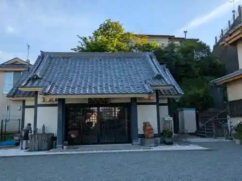金剛院の{uncategorized: "未分類", other: "その他", undefined: "問題あり", building: "その他建物", grave: "お墓", sacred_gate: "鳥居", guardian: "狛犬", statue: "像", buddha: "仏像", history: "歴史", nature: "自然", garden: "庭園", animal: "動物", pagoda: "塔", temizu: "手水舎", mountain_gate: "山門・神門", sanctuary: "本殿・本堂", subordinate: "末社・摂社", art: "芸術", scenery: "景色", jizo: "地蔵", ema: "絵馬", goshuin: "御朱印", omikuji: "おみくじ", items: "授与品その他", amulet: "お守り", goshuincho: "御朱印帳", eats: "食事", festival: "お祭り", votive_dance: "神楽", shichigosan: "七五三参", wedding: "結婚式", experience: "体験その他", initially: "初詣", around: "周辺", anti_infection: "感染症対策"}