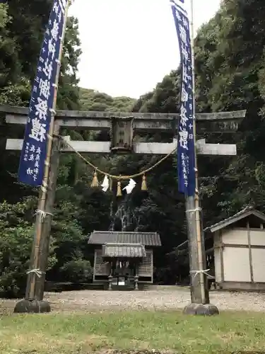 瀧神社（都農神社末社（奥宮））の鳥居