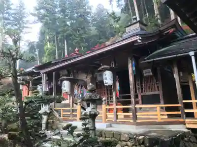 華厳寺の本殿・本堂