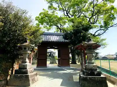 田脇日吉神社の山門・神門