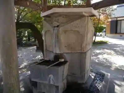 與止日女神社の手水舎