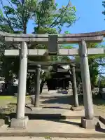 諏訪神社の{uncategorized: "未分類", other: "その他", undefined: "問題あり", building: "その他建物", grave: "お墓", sacred_gate: "鳥居", guardian: "狛犬", statue: "像", buddha: "仏像", history: "歴史", nature: "自然", garden: "庭園", animal: "動物", pagoda: "塔", temizu: "手水舎", mountain_gate: "山門・神門", sanctuary: "本殿・本堂", subordinate: "末社・摂社", art: "芸術", scenery: "景色", jizo: "地蔵", ema: "絵馬", goshuin: "御朱印", omikuji: "おみくじ", items: "授与品その他", amulet: "お守り", goshuincho: "御朱印帳", eats: "食事", festival: "お祭り", votive_dance: "神楽", shichigosan: "七五三参", wedding: "結婚式", experience: "体験その他", initially: "初詣", around: "周辺", anti_infection: "感染症対策"}