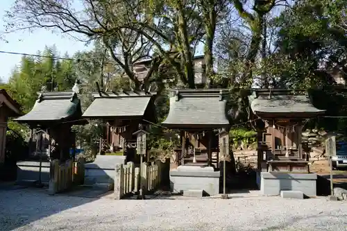 曩祖八幡宮の末社