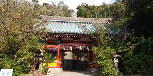洲崎神社の山門・神門
