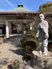 教善寺の像