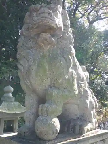 白山神社（二子町）の狛犬