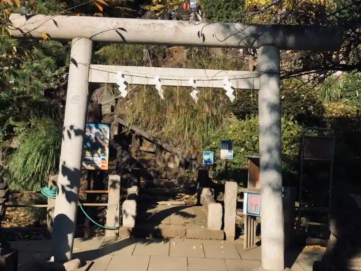 鳩森八幡神社(東京都)