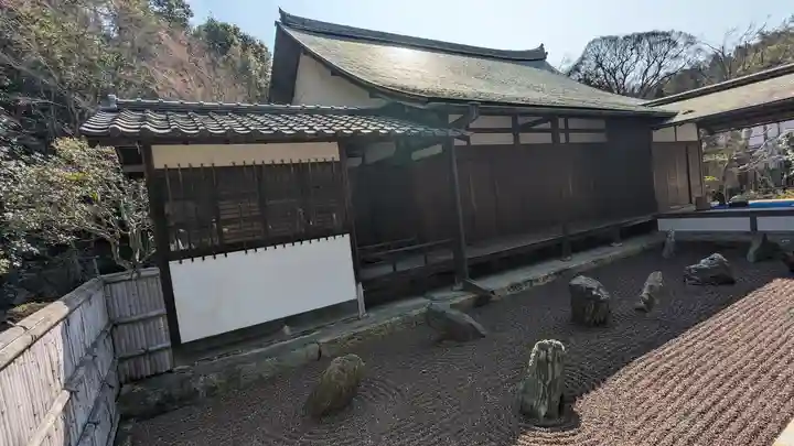 龍吟庵(竜吟庵)(京都府)