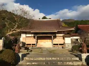 興雲寺の本殿・本堂