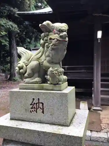 瀧神社の狛犬