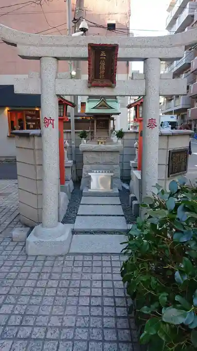 橘稲荷神社の鳥居