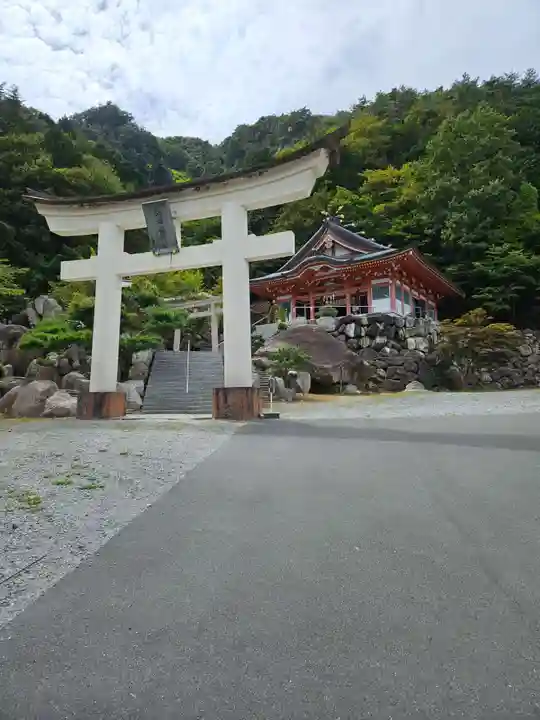 夫婦木神社姫の宮(山梨県)