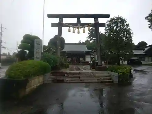 埴生神社の鳥居