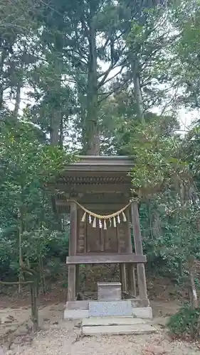 高田神社の末社