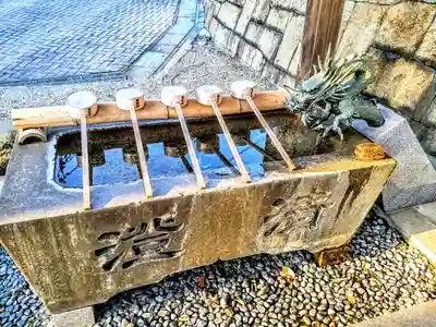 熊野神社（新田熊野神社）の手水舎