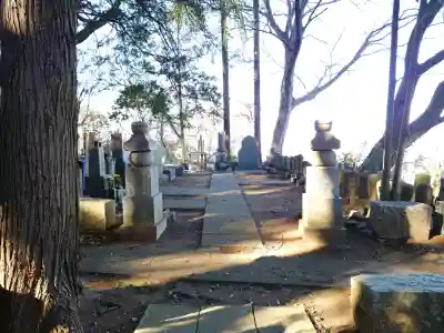 天岑寺の{uncategorized: "未分類", other: "その他", undefined: "問題あり", building: "その他建物", grave: "お墓", sacred_gate: "鳥居", guardian: "狛犬", statue: "像", buddha: "仏像", history: "歴史", nature: "自然", garden: "庭園", animal: "動物", pagoda: "塔", temizu: "手水舎", mountain_gate: "山門・神門", sanctuary: "本殿・本堂", subordinate: "末社・摂社", art: "芸術", scenery: "景色", jizo: "地蔵", ema: "絵馬", goshuin: "御朱印", omikuji: "おみくじ", items: "授与品その他", amulet: "お守り", goshuincho: "御朱印帳", eats: "食事", festival: "お祭り", votive_dance: "神楽", shichigosan: "七五三参", wedding: "結婚式", experience: "体験その他", initially: "初詣", around: "周辺", anti_infection: "感染症対策"}