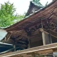 鬼越神社の本殿