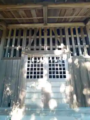 伊古乃速御玉比売神社の{uncategorized: "未分類", other: "その他", undefined: "問題あり", building: "その他建物", grave: "お墓", sacred_gate: "鳥居", guardian: "狛犬", statue: "像", buddha: "仏像", history: "歴史", nature: "自然", garden: "庭園", animal: "動物", pagoda: "塔", temizu: "手水舎", mountain_gate: "山門・神門", sanctuary: "本殿・本堂", subordinate: "末社・摂社", art: "芸術", scenery: "景色", jizo: "地蔵", ema: "絵馬", goshuin: "御朱印", omikuji: "おみくじ", items: "授与品その他", amulet: "お守り", goshuincho: "御朱印帳", eats: "食事", festival: "お祭り", votive_dance: "神楽", shichigosan: "七五三参", wedding: "結婚式", experience: "体験その他", initially: "初詣", around: "周辺", anti_infection: "感染症対策"}