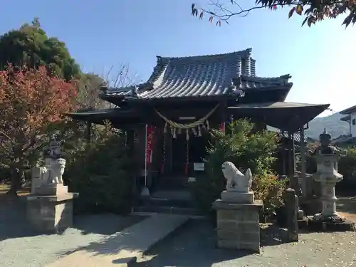 松山神社の本殿・本堂