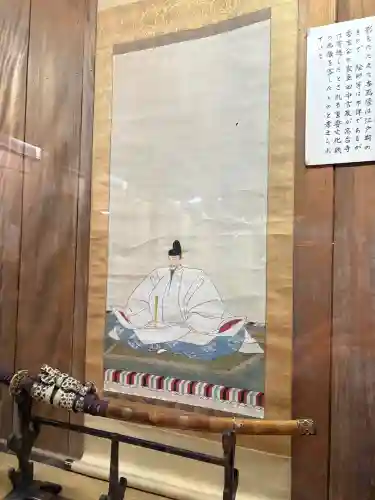 豊国神社の{uncategorized: "未分類", other: "その他", undefined: "問題あり", building: "その他建物", grave: "お墓", sacred_gate: "鳥居", guardian: "狛犬", statue: "像", buddha: "仏像", history: "歴史", nature: "自然", garden: "庭園", animal: "動物", pagoda: "塔", temizu: "手水舎", mountain_gate: "山門・神門", sanctuary: "本殿・本堂", subordinate: "末社・摂社", art: "芸術", scenery: "景色", jizo: "地蔵", ema: "絵馬", goshuin: "御朱印", omikuji: "おみくじ", items: "授与品その他", amulet: "お守り", goshuincho: "御朱印帳", eats: "食事", festival: "お祭り", votive_dance: "神楽", shichigosan: "七五三参", wedding: "結婚式", experience: "体験その他", initially: "初詣", around: "周辺", anti_infection: "感染症対策"}