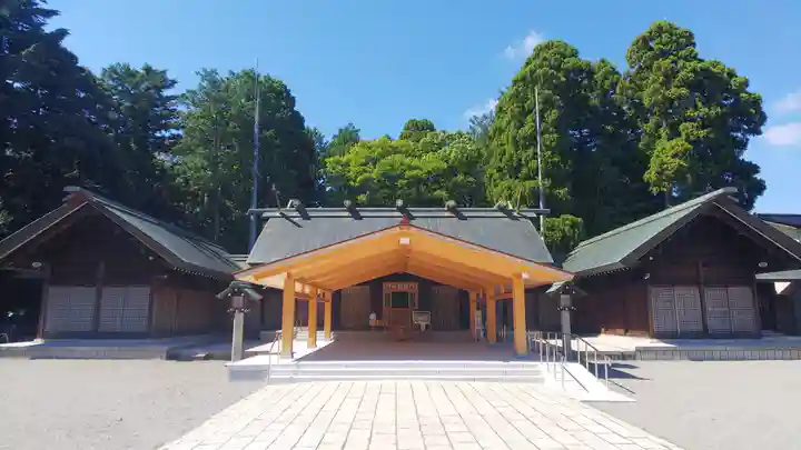 石川護國神社の本殿・本堂