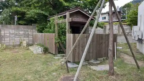 御珍宝神社の本殿