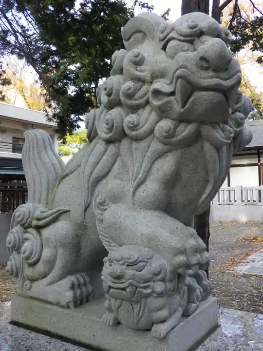 新琴似神社の狛犬
