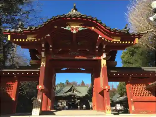 秩父神社の山門