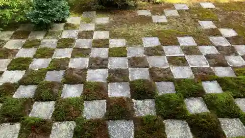 東福禅寺（東福寺）の{uncategorized: "未分類", other: "その他", undefined: "問題あり", building: "その他建物", grave: "お墓", sacred_gate: "鳥居", guardian: "狛犬", statue: "像", buddha: "仏像", history: "歴史", nature: "自然", garden: "庭園", animal: "動物", pagoda: "塔", temizu: "手水舎", mountain_gate: "山門・神門", sanctuary: "本殿・本堂", subordinate: "末社・摂社", art: "芸術", scenery: "景色", jizo: "地蔵", ema: "絵馬", goshuin: "御朱印", omikuji: "おみくじ", items: "授与品その他", amulet: "お守り", goshuincho: "御朱印帳", eats: "食事", festival: "お祭り", votive_dance: "神楽", shichigosan: "七五三参", wedding: "結婚式", experience: "体験その他", initially: "初詣", around: "周辺", anti_infection: "感染症対策"}