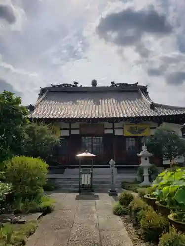 長善寺の本殿・本堂