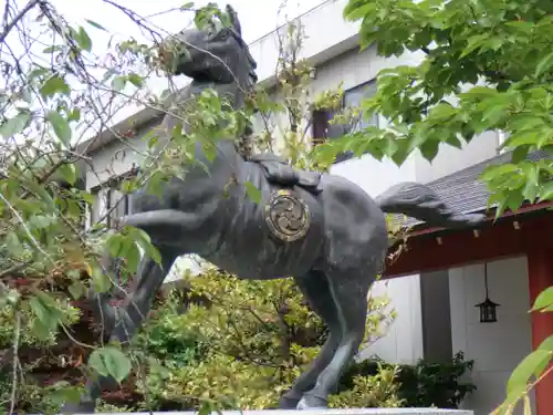 魚津神社の狛犬