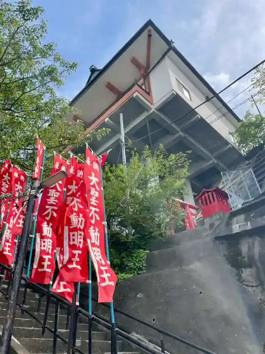 長光寺の{uncategorized: "未分類", other: "その他", undefined: "問題あり", building: "その他建物", grave: "お墓", sacred_gate: "鳥居", guardian: "狛犬", statue: "像", buddha: "仏像", history: "歴史", nature: "自然", garden: "庭園", animal: "動物", pagoda: "塔", temizu: "手水舎", mountain_gate: "山門・神門", sanctuary: "本殿・本堂", subordinate: "末社・摂社", art: "芸術", scenery: "景色", jizo: "地蔵", ema: "絵馬", goshuin: "御朱印", omikuji: "おみくじ", items: "授与品その他", amulet: "お守り", goshuincho: "御朱印帳", eats: "食事", festival: "お祭り", votive_dance: "神楽", shichigosan: "七五三参", wedding: "結婚式", experience: "体験その他", initially: "初詣", around: "周辺", anti_infection: "感染症対策"}