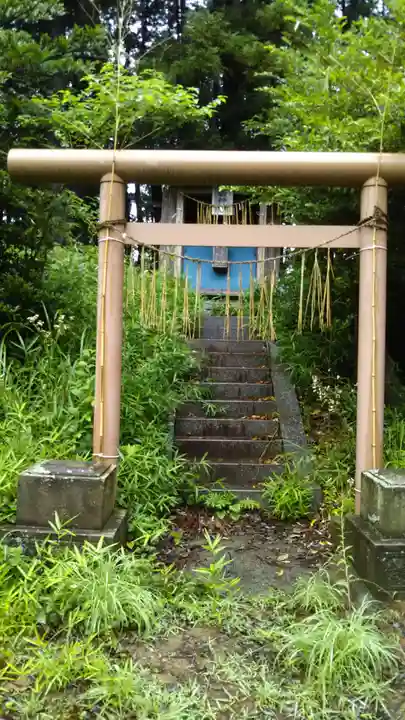 諏訪神社の末社・摂社