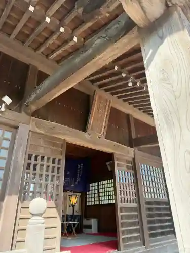 旭鎮守八幡神社の{uncategorized: "未分類", other: "その他", undefined: "問題あり", building: "その他建物", grave: "お墓", sacred_gate: "鳥居", guardian: "狛犬", statue: "像", buddha: "仏像", history: "歴史", nature: "自然", garden: "庭園", animal: "動物", pagoda: "塔", temizu: "手水舎", mountain_gate: "山門・神門", sanctuary: "本殿・本堂", subordinate: "末社・摂社", art: "芸術", scenery: "景色", jizo: "地蔵", ema: "絵馬", goshuin: "御朱印", omikuji: "おみくじ", items: "授与品その他", amulet: "お守り", goshuincho: "御朱印帳", eats: "食事", festival: "お祭り", votive_dance: "神楽", shichigosan: "七五三参", wedding: "結婚式", experience: "体験その他", initially: "初詣", around: "周辺", anti_infection: "感染症対策"}