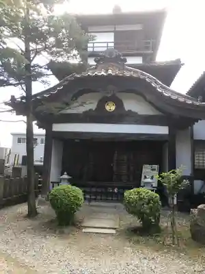 阿弥陀寺の本殿・本堂