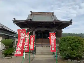 国分寺の本殿・本堂