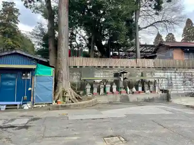 咤枳尼天堂 （出世稲荷）の{uncategorized: "未分類", other: "その他", undefined: "問題あり", building: "その他建物", grave: "お墓", sacred_gate: "鳥居", guardian: "狛犬", statue: "像", buddha: "仏像", history: "歴史", nature: "自然", garden: "庭園", animal: "動物", pagoda: "塔", temizu: "手水舎", mountain_gate: "山門・神門", sanctuary: "本殿・本堂", subordinate: "末社・摂社", art: "芸術", scenery: "景色", jizo: "地蔵", ema: "絵馬", goshuin: "御朱印", omikuji: "おみくじ", items: "授与品その他", amulet: "お守り", goshuincho: "御朱印帳", eats: "食事", festival: "お祭り", votive_dance: "神楽", shichigosan: "七五三参", wedding: "結婚式", experience: "体験その他", initially: "初詣", around: "周辺", anti_infection: "感染症対策"}