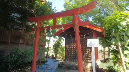 浜崎氷川神社の末社