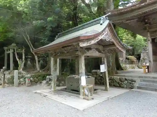 明石寺の手水舎