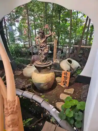 東光寺の{uncategorized: "未分類", other: "その他", undefined: "問題あり", building: "その他建物", grave: "お墓", sacred_gate: "鳥居", guardian: "狛犬", statue: "像", buddha: "仏像", history: "歴史", nature: "自然", garden: "庭園", animal: "動物", pagoda: "塔", temizu: "手水舎", mountain_gate: "山門・神門", sanctuary: "本殿・本堂", subordinate: "末社・摂社", art: "芸術", scenery: "景色", jizo: "地蔵", ema: "絵馬", goshuin: "御朱印", omikuji: "おみくじ", items: "授与品その他", amulet: "お守り", goshuincho: "御朱印帳", eats: "食事", festival: "お祭り", votive_dance: "神楽", shichigosan: "七五三参", wedding: "結婚式", experience: "体験その他", initially: "初詣", around: "周辺", anti_infection: "感染症対策"}